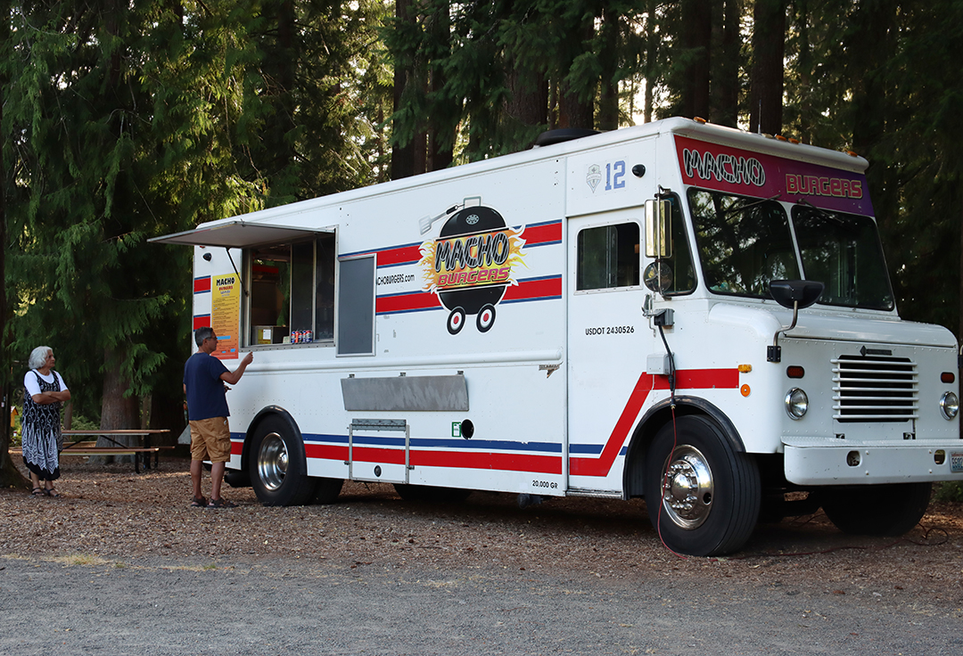 Macho Burger food truck